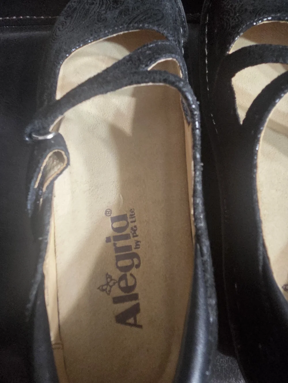 Alegria Women's Black Mary Jane Flats